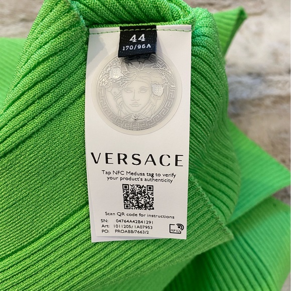 VERSACE💕Sleeveless Slash Midi-Dress in Spring Green - Picture 13 of 14